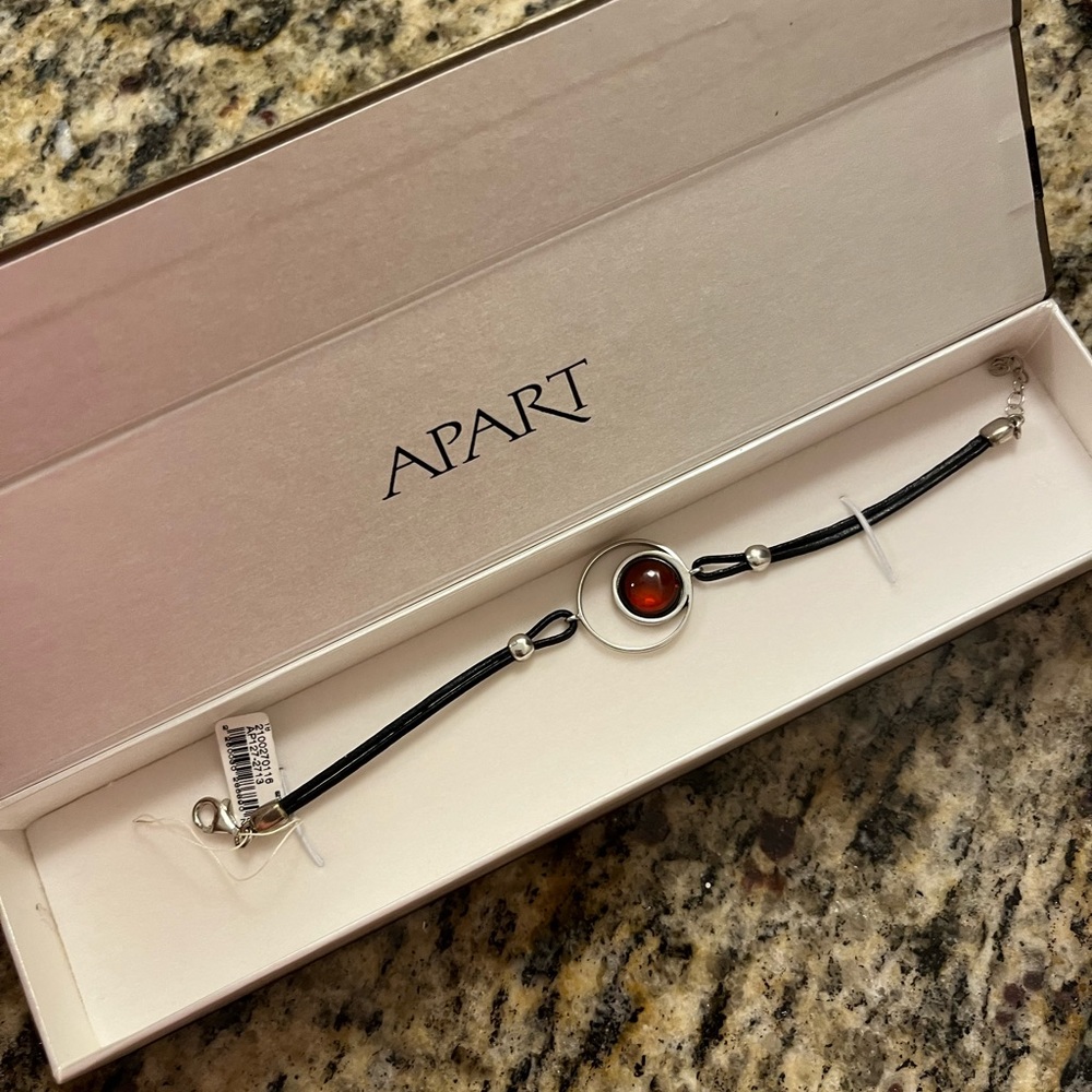 Leather and Amber bracelet